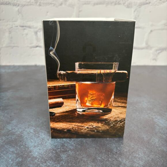 New in Box Corkcicle Cigar Holding Whiskey Rocks Glass 9oz - Picture 2 of 6